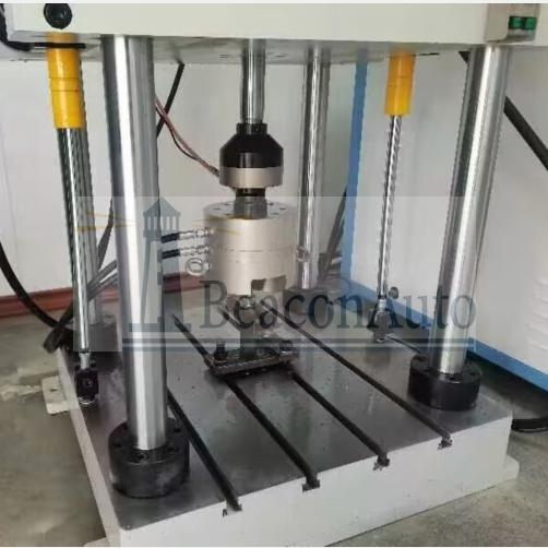 骨內牙種植體動態(tài)疲勞試驗機